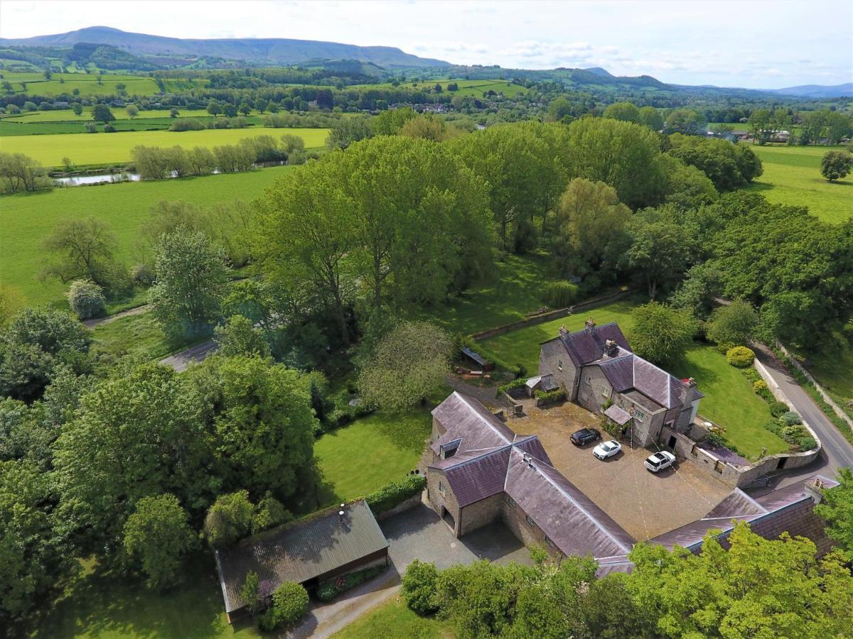 Glanhenwye Courtyard Cottages Glasbury Bagian luar foto