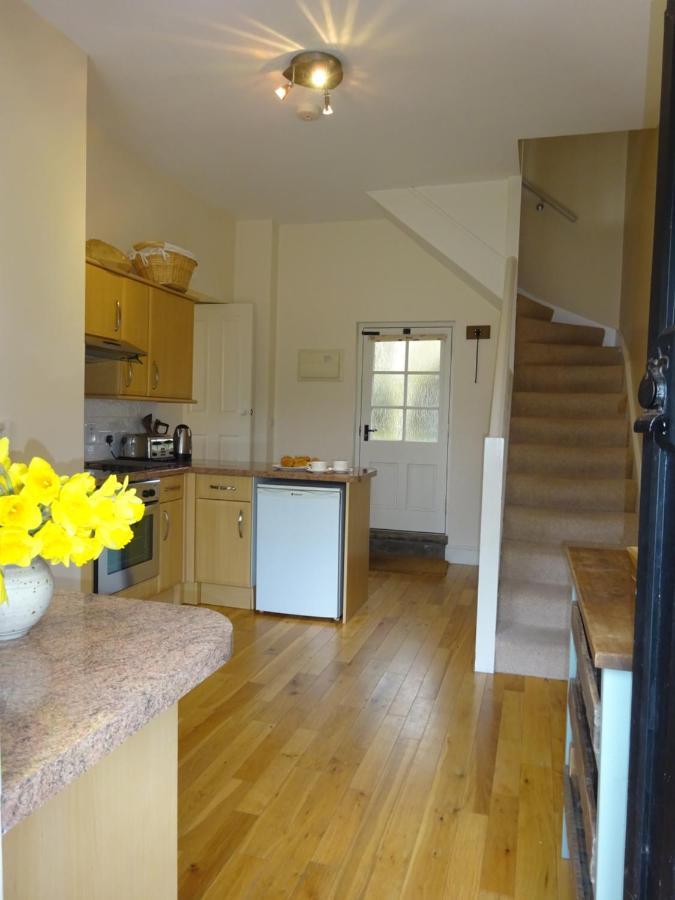 Glanhenwye Courtyard Cottages Glasbury Bagian luar foto