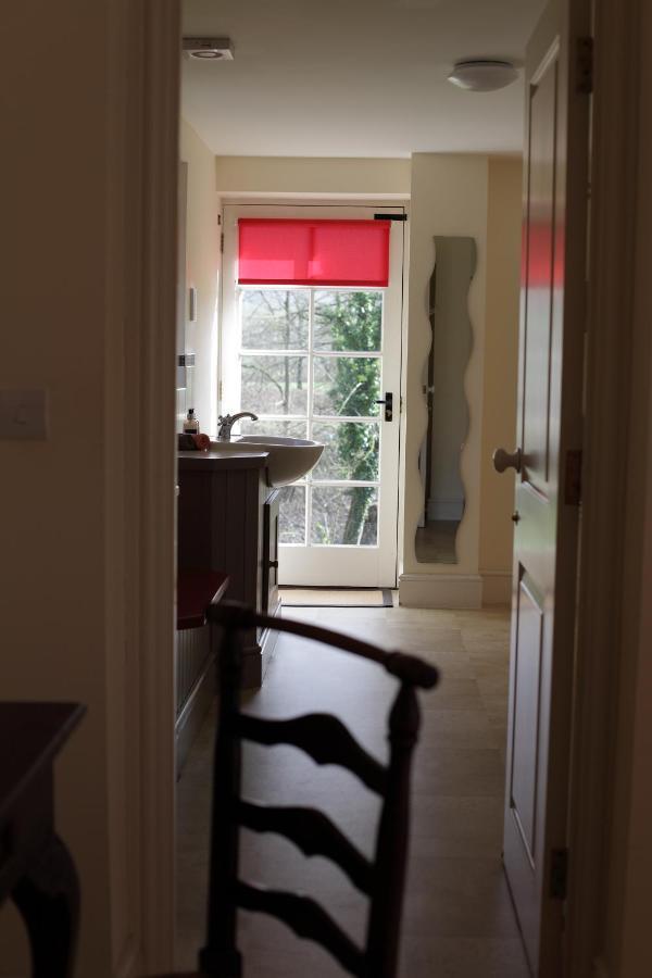 Glanhenwye Courtyard Cottages Glasbury Bagian luar foto