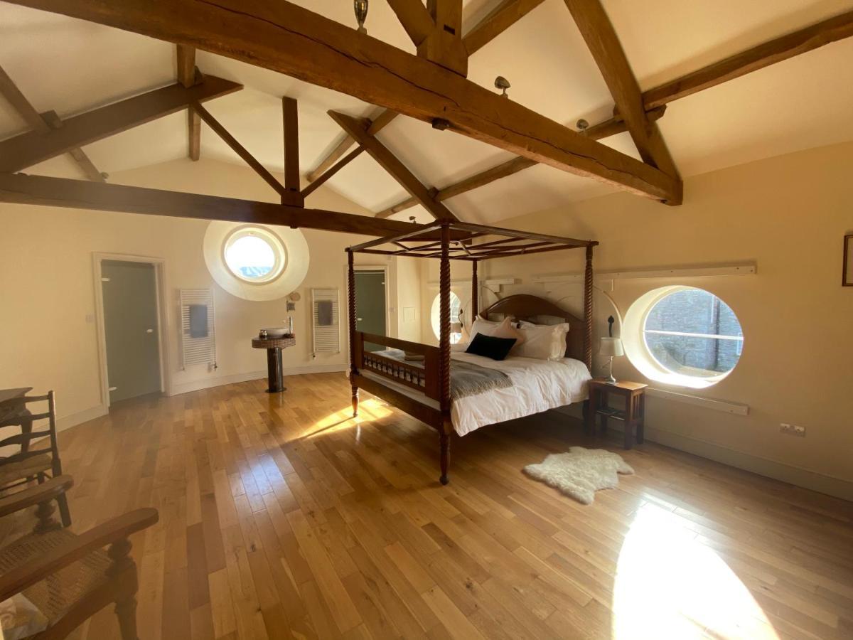 Glanhenwye Courtyard Cottages Glasbury Bagian luar foto