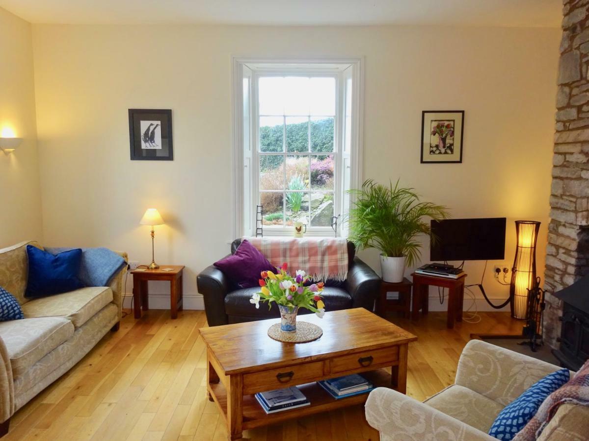 Glanhenwye Courtyard Cottages Glasbury Bagian luar foto
