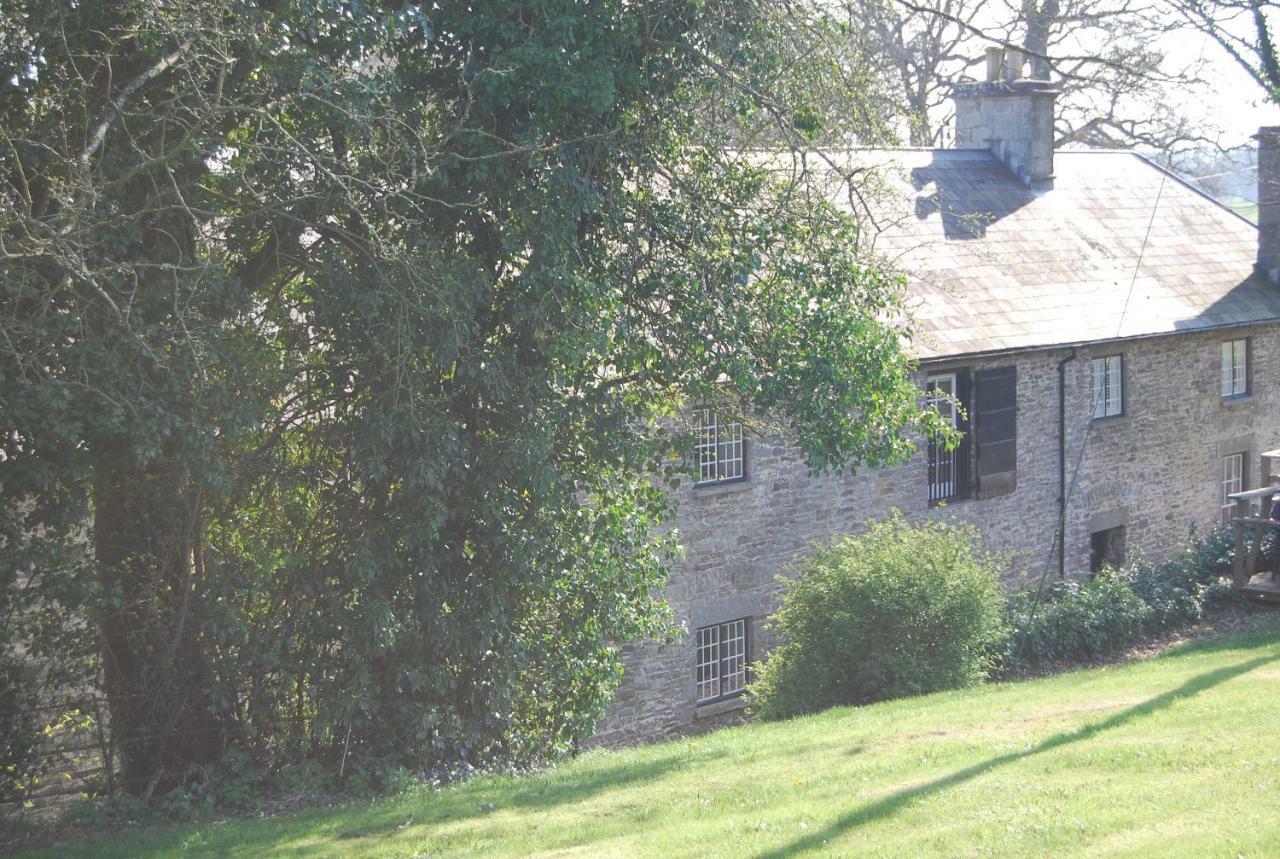 Glanhenwye Courtyard Cottages Glasbury Bagian luar foto