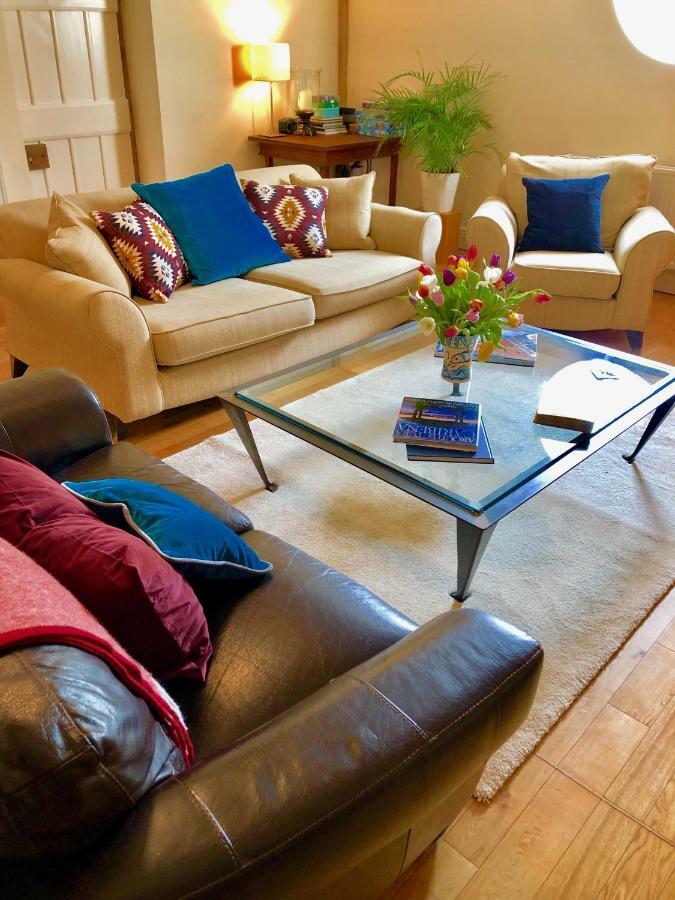Glanhenwye Courtyard Cottages Glasbury Bagian luar foto