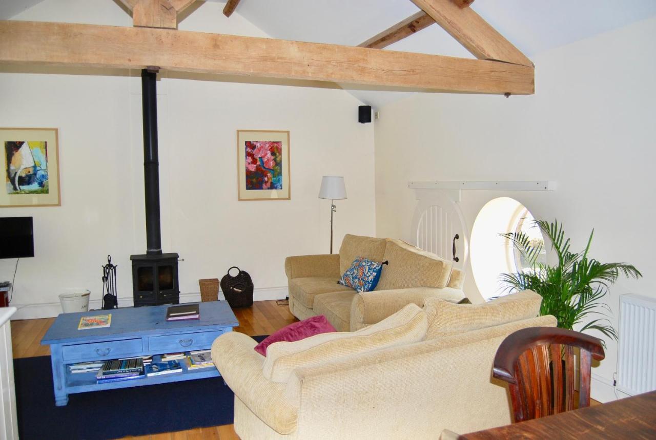 Glanhenwye Courtyard Cottages Glasbury Bagian luar foto